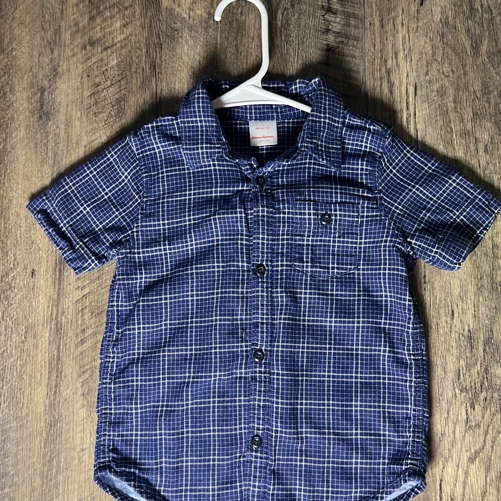 Hanna Andersson Blue Button Down Shirt size 4 / 100 like new